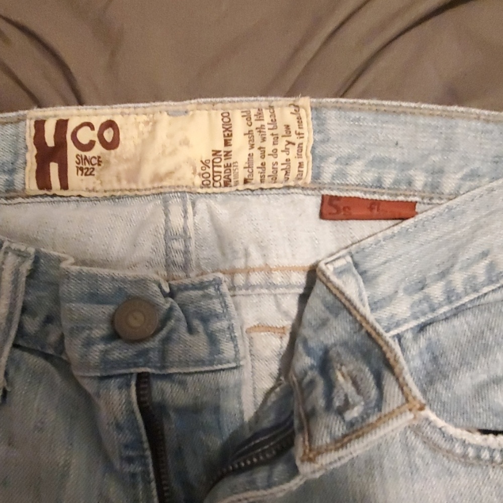 5 Hollister jeans
